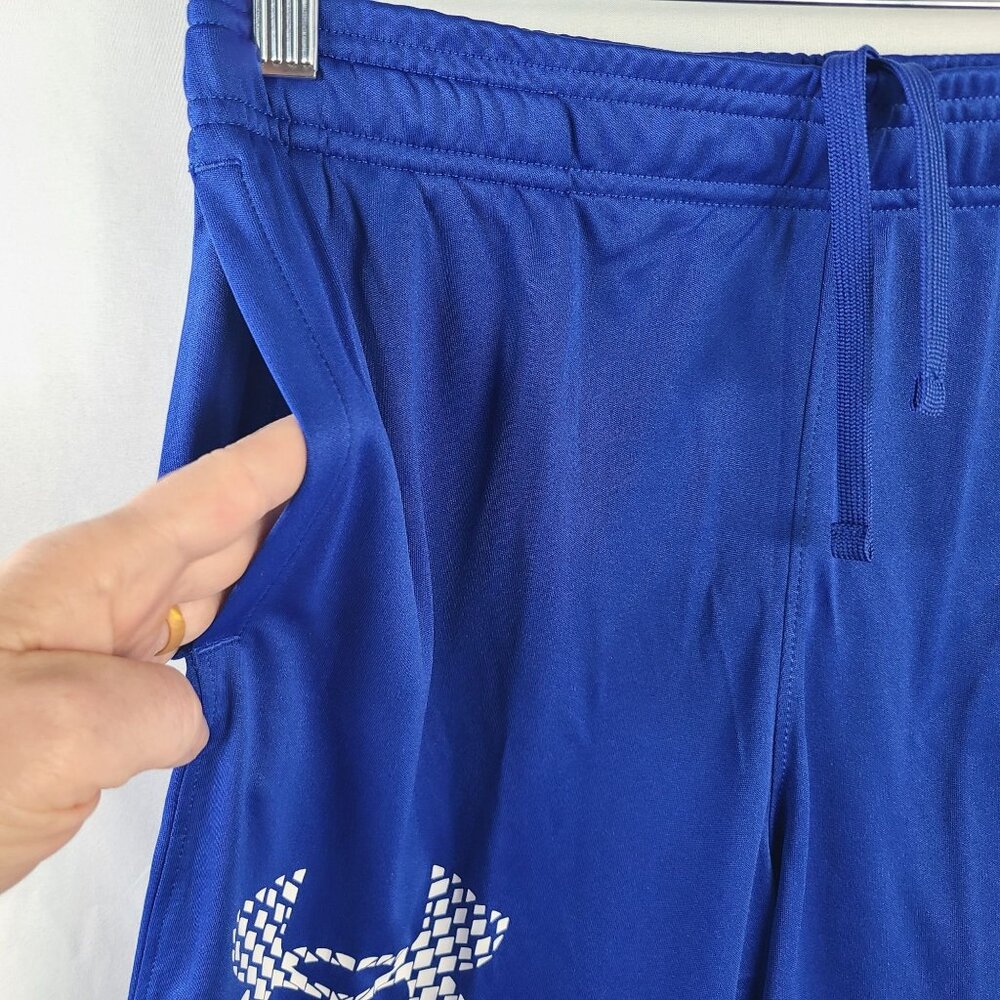 NWT Under Armour Boys Blue UA Tech Logo Shorts Sz YXL Loose Fit - Picture 3 of 4